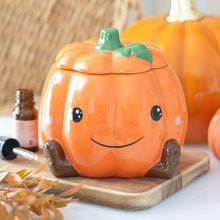 Load image into Gallery viewer, Similing Pumpkin Creamic Oil Burner & Wax Melt