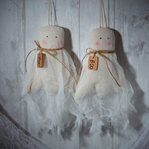 Fabric Ghost Hanging Ornaments With Wooden Tags