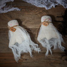 Load image into Gallery viewer, Fabric Ghost Hanging Ornaments With Wooden Tags

