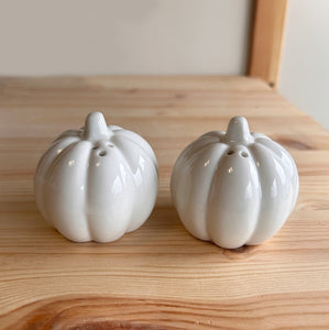 Ceramic Pumpkin Salt & Pepper Shakers