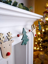 Load image into Gallery viewer, Wooden Reindeer &amp; Christmas Tree Garland
