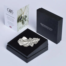 Load image into Gallery viewer, Glover &amp; Smith Oak Leaf Pewter Brooch
