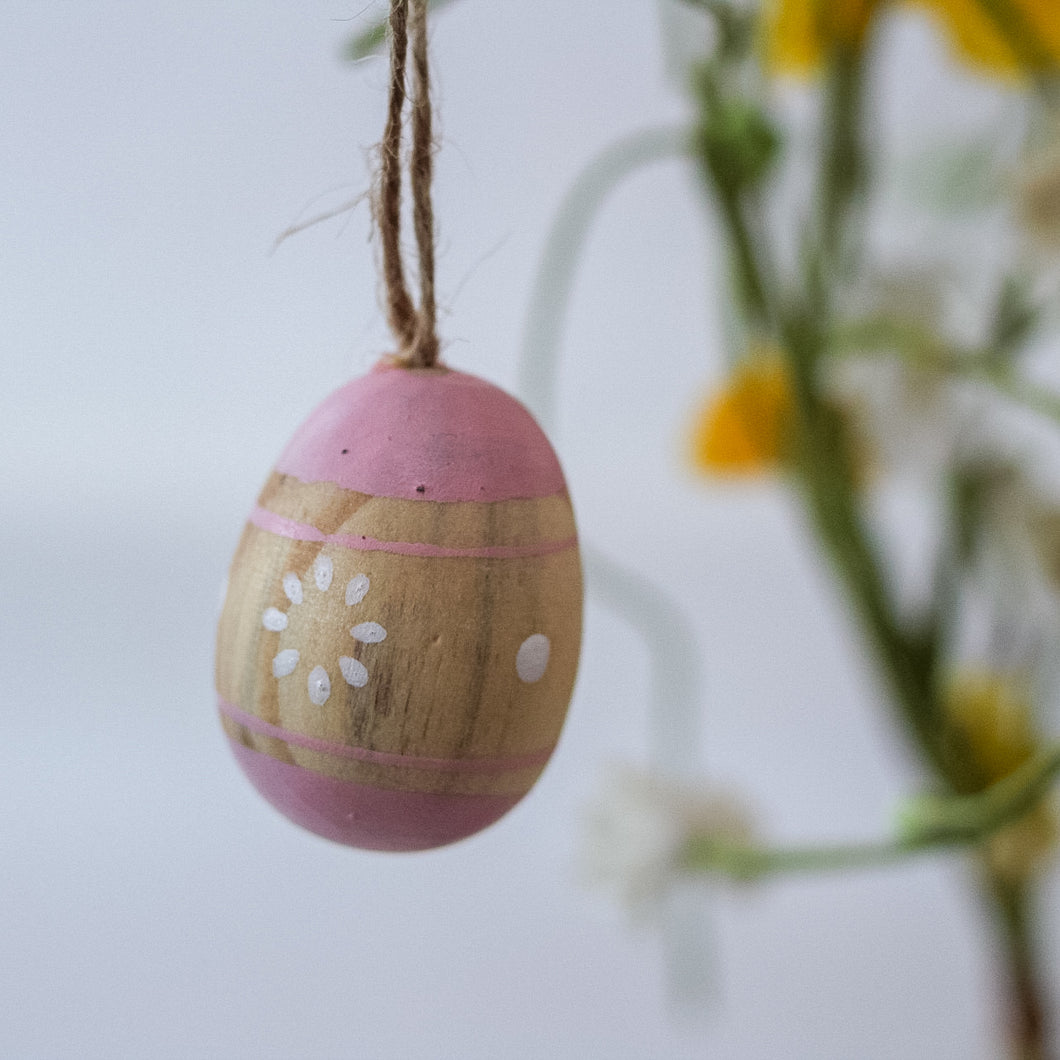 Gisela Graham Wooden Easter Egg Ornament - Pink With Flowers
