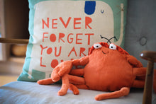 Load image into Gallery viewer, Jellycat Crispin the Crab - Various Sizes - Derbyshire Gift Centre
