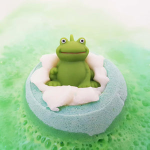 Bomb Cosmetics Bath Blaster - It's Not Easy Being Green